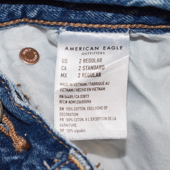 American Eagle 90s Boyfriend Distressed Jeans - Picture 8 of 8